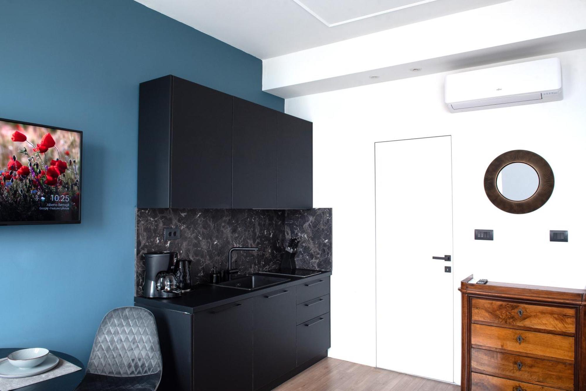Navis City Apartments Pula Exterior foto